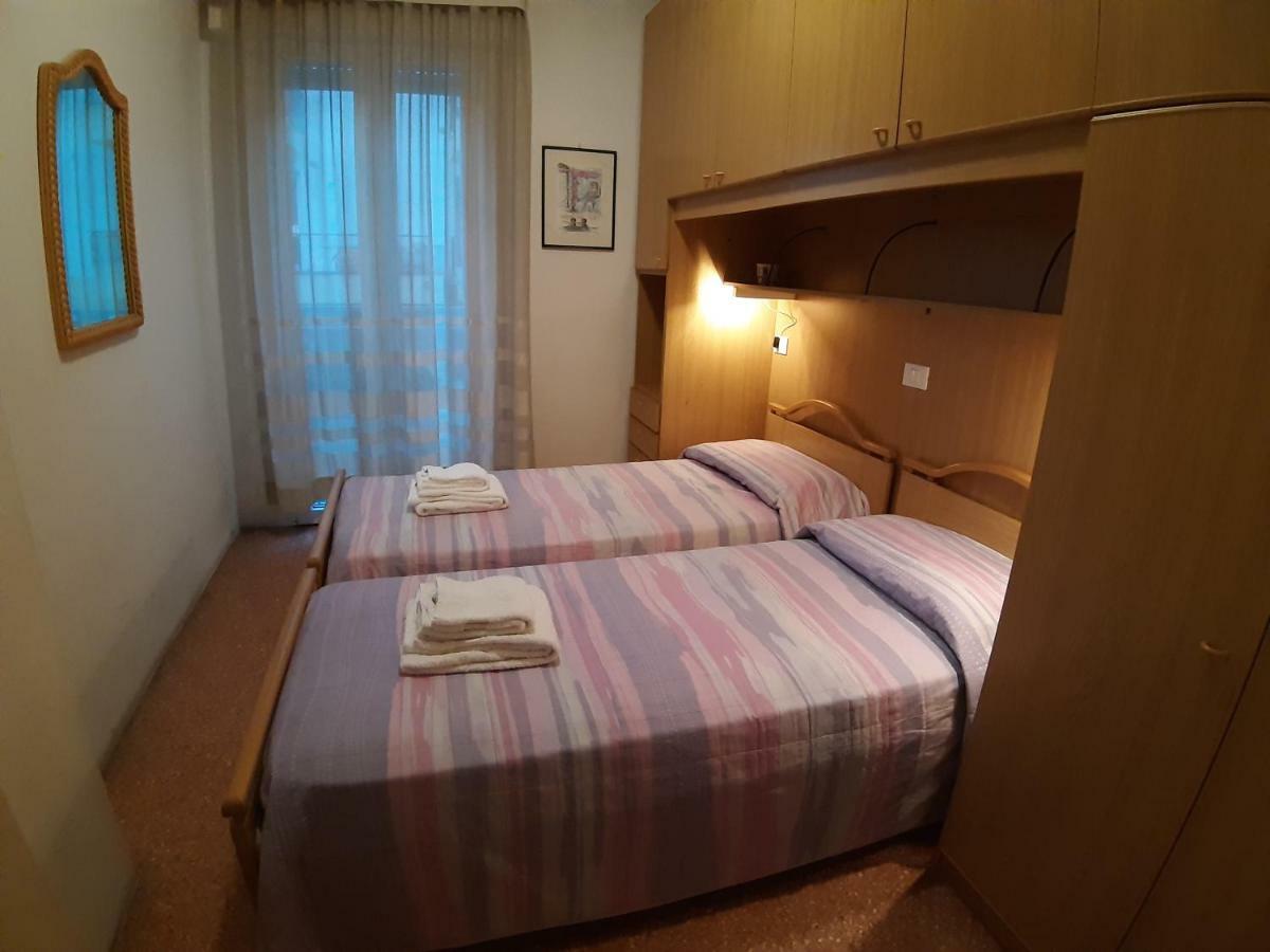 App4Rent Saturno 4 - Family Apartment, Wifi, Parking Lido di Jesolo Exterior foto