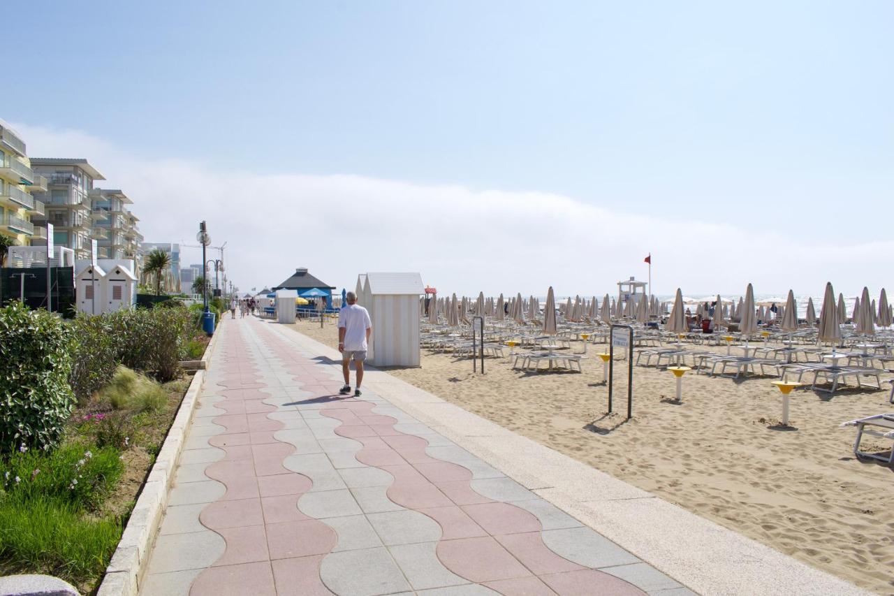 App4Rent Saturno 4 - Family Apartment, Wifi, Parking Lido di Jesolo Exterior foto